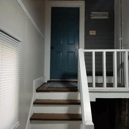 Cozy 3 & 4 Bed Home 2 Blocks To Hospitals & Lambeau Green Bay Ngoại thất bức ảnh